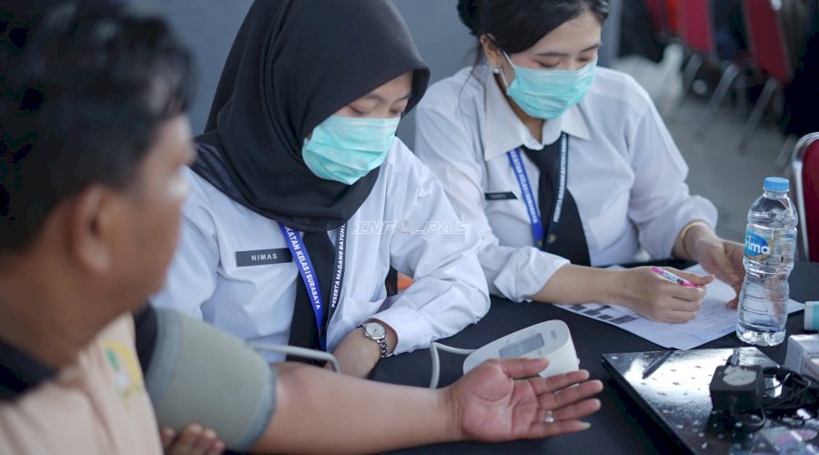 Sebanyak 100 Warga Binaan Lapas Surabaya Jalani Pemeriksaan Kesehatan Gratis