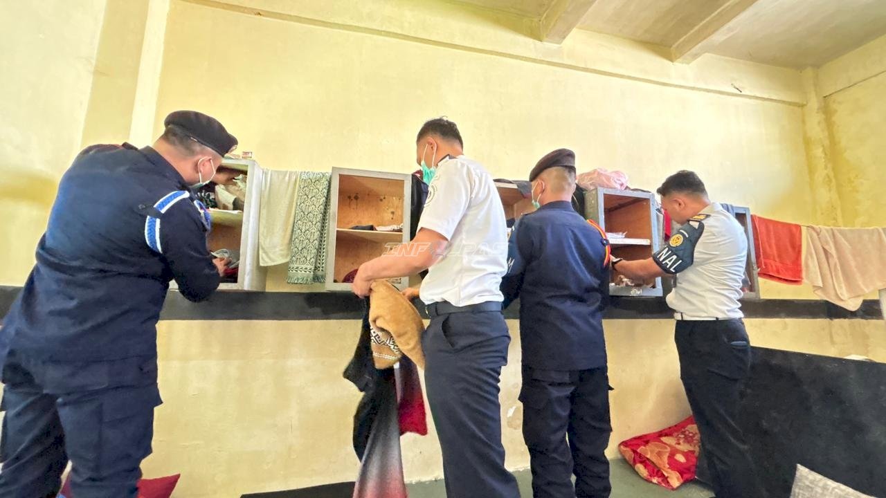 Perkuat Zero Halinar, Lapas Pemuda Madiun Gelar Razia Insidentil