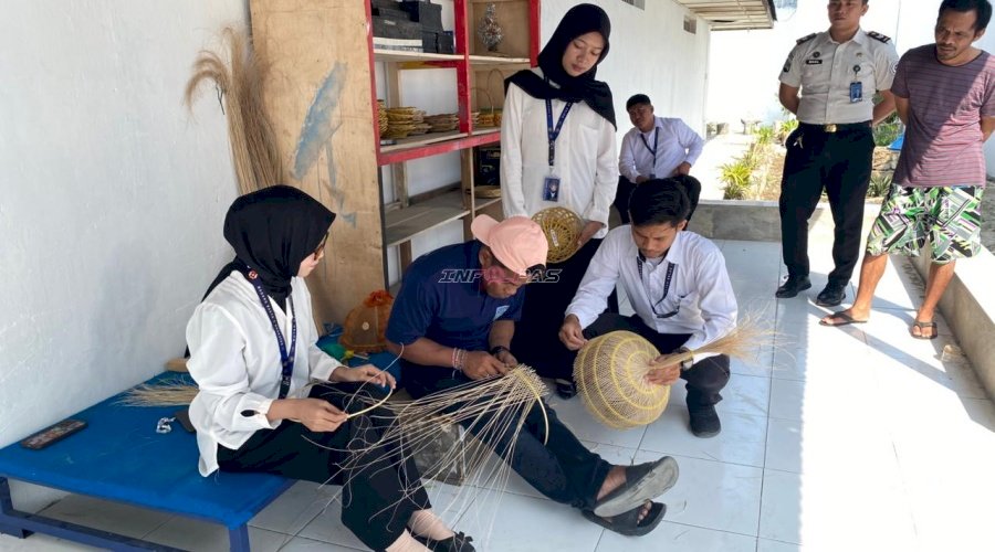 Rutan Majene Kembangkan Keterampilan Warga Binaan melalui Pembuatan Kerajinan Tangan