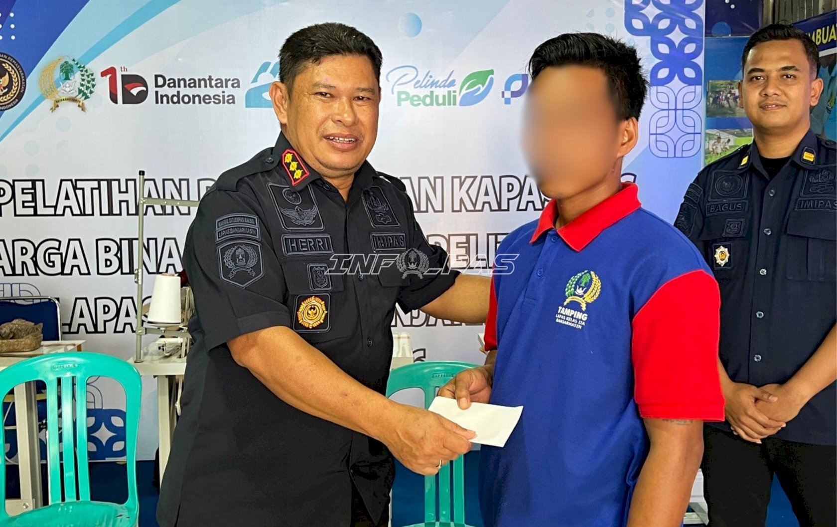 23 Warga Binaan Lapas Banjarmasin Terima Premi Hasil Kerja Produktif