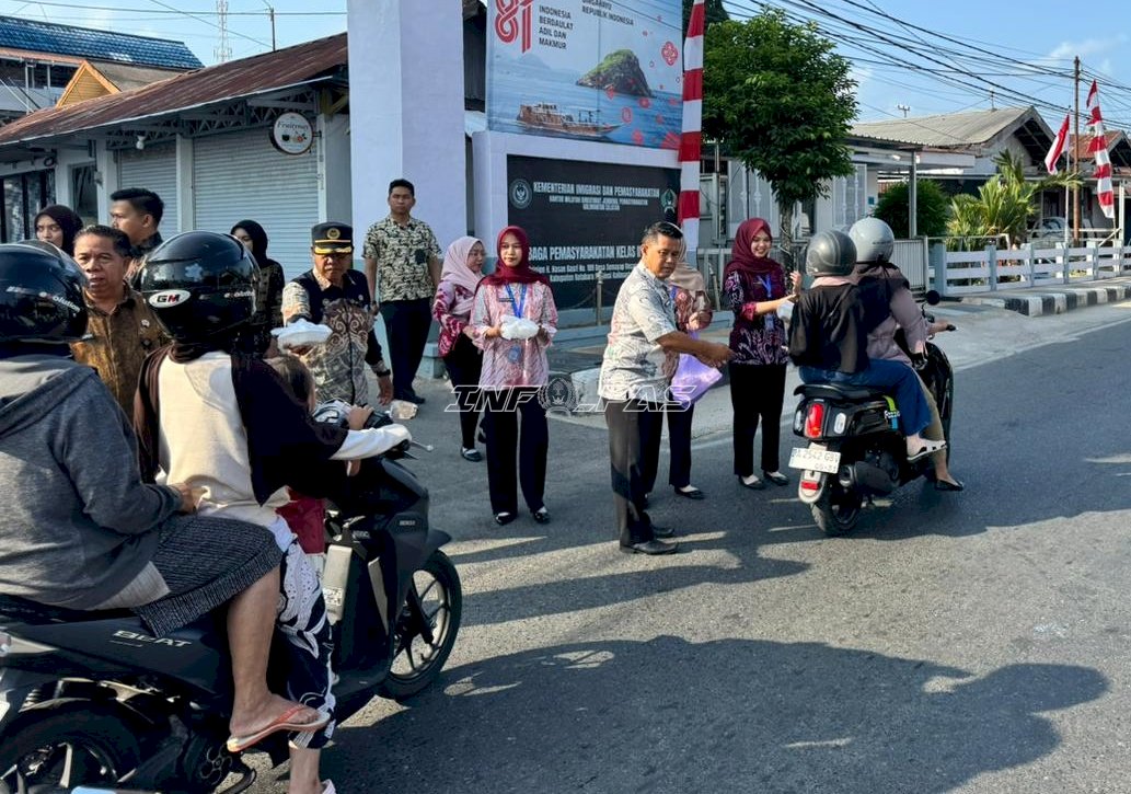 Rutin Berbagi di Hari Jumat, Lapas Kotabaru Hadir untuk Masyarakat