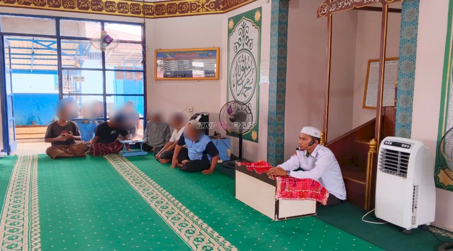 Rutan Marabahan Ajak Warga Binaan Manfaatkan Waktu untuk Perubahan Diri melalui Ceramah Agama