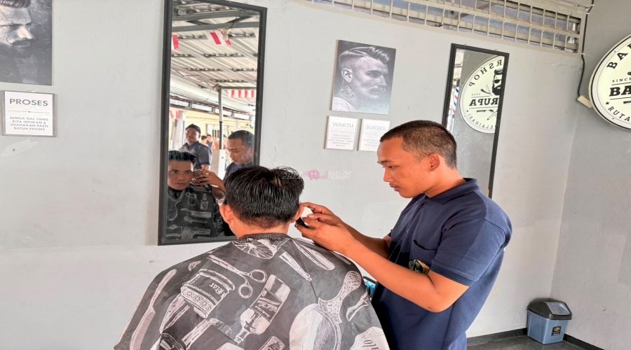 Rutan Pelaihari Bekali Warga Binaan dengan Keterampilan Bernilai Ekonomi lewat Barbershop
