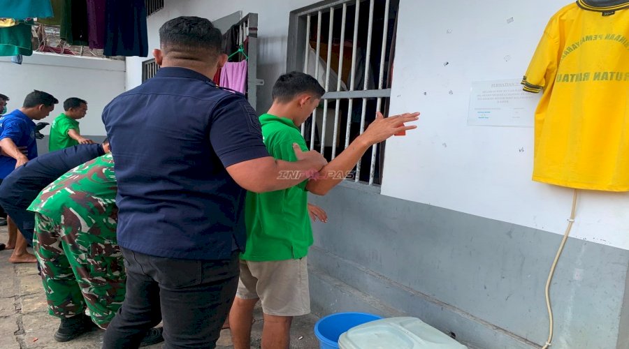 Pastikan Keamanan Tetap Kondusif, Rutan Rantau Gelar Razia Rutin