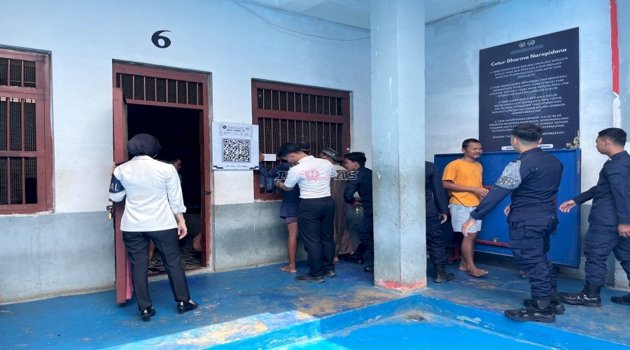 Jaga Hunian Tetap Aman dan Kondusif, Lapas Batulicin Gelar Razia Kamar