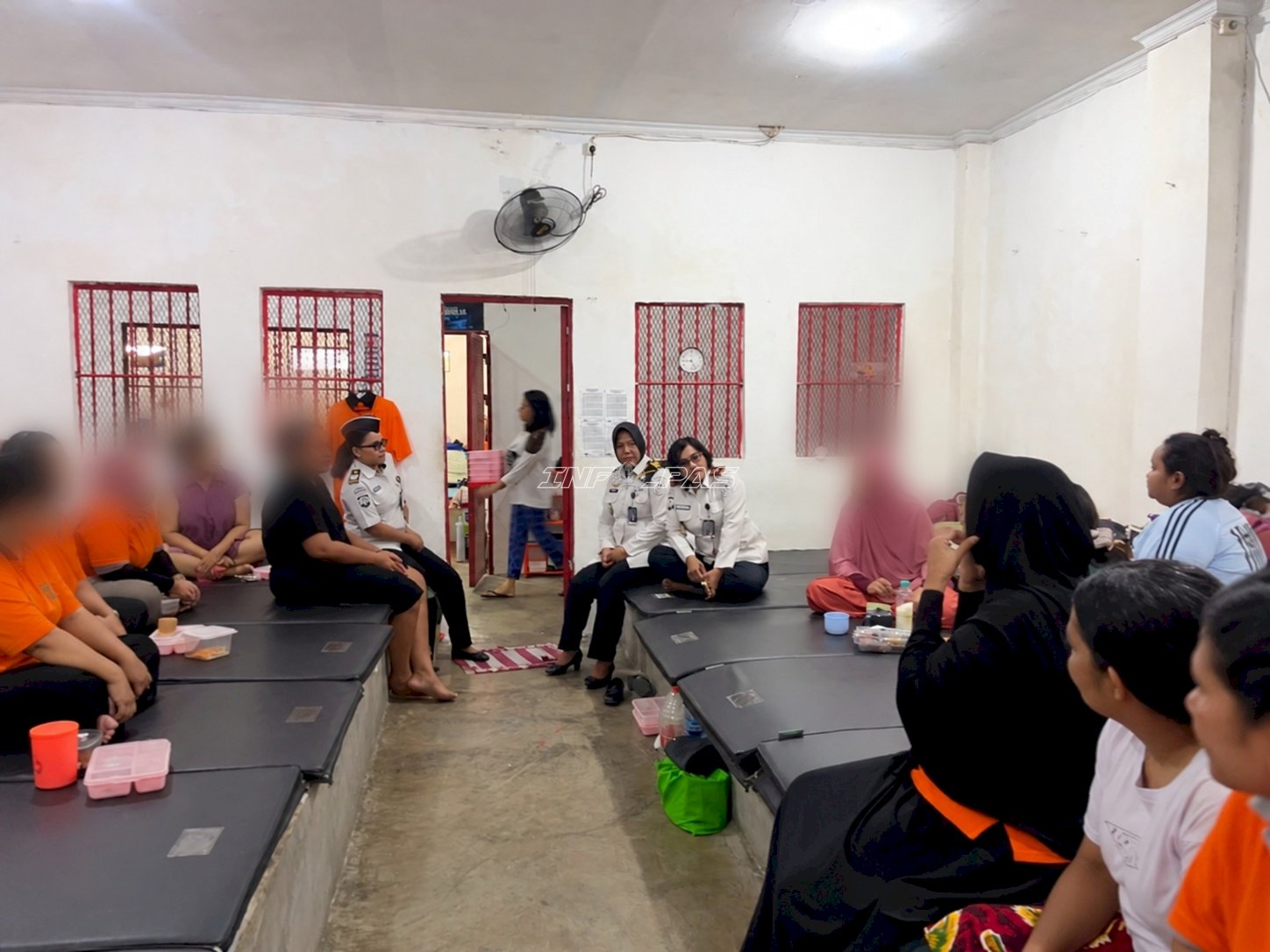 Sesi Bacarita di Blok Hunian, Kalapas Perempuan Ambon Dekatkan Diri dengan Warga Binaan