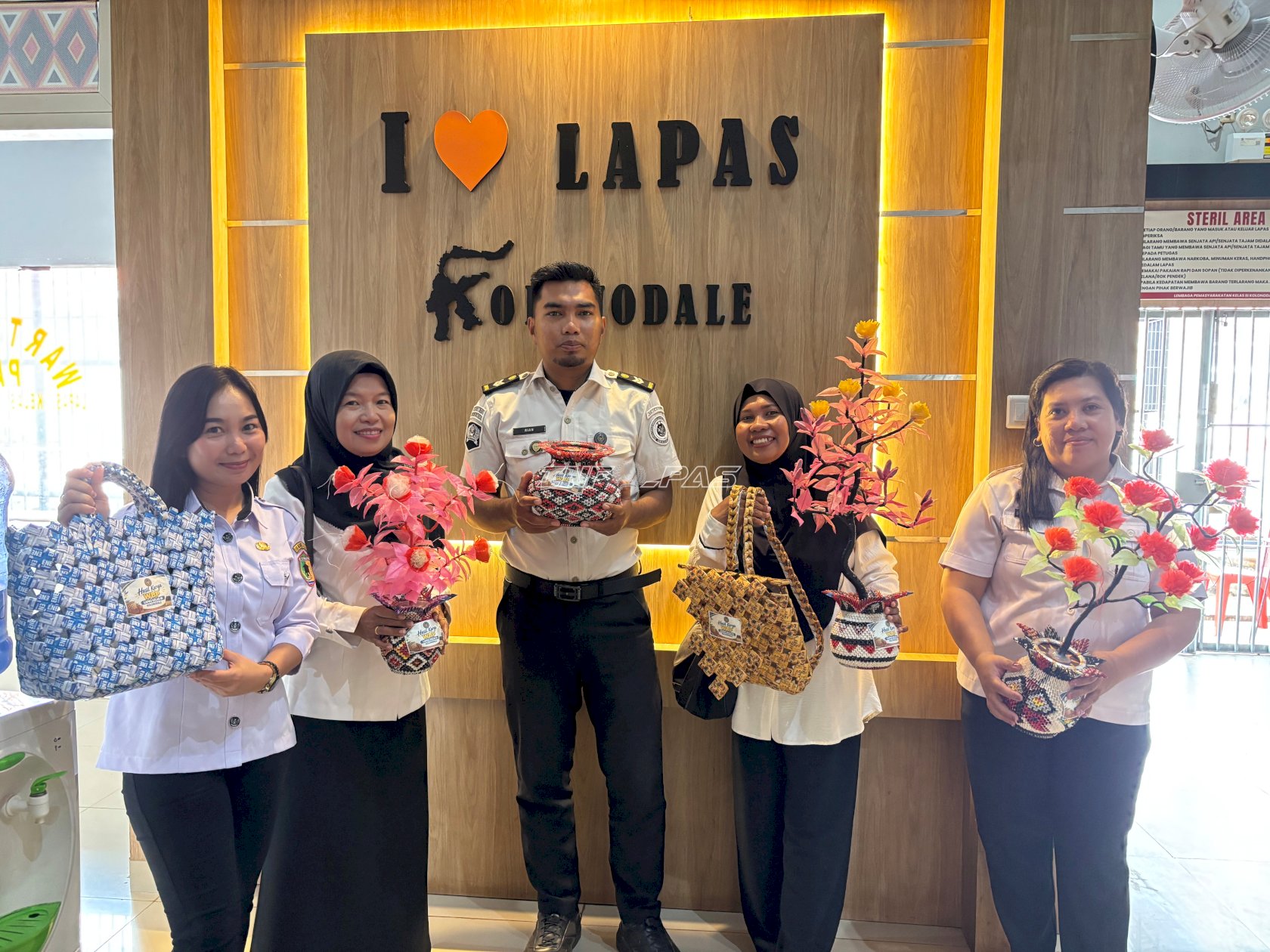 Lalona Handmade, Produk Kerajinan Warga Binaan Lapas Kolonodale Kian Diminati Masyarakat