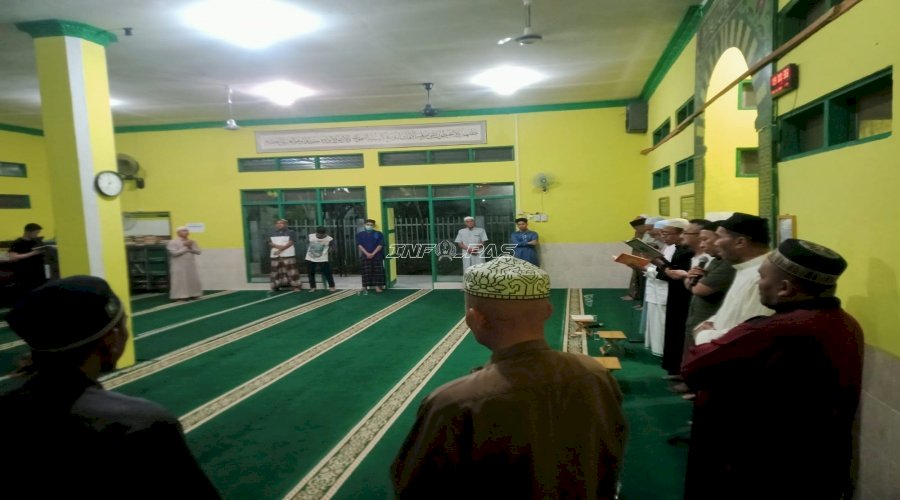 Tutup Rabiul Awal, Warga Binaan Rutan Barabai Lantunkan Maulid Barzanji dalam Tradisi Ma’antar Bulan