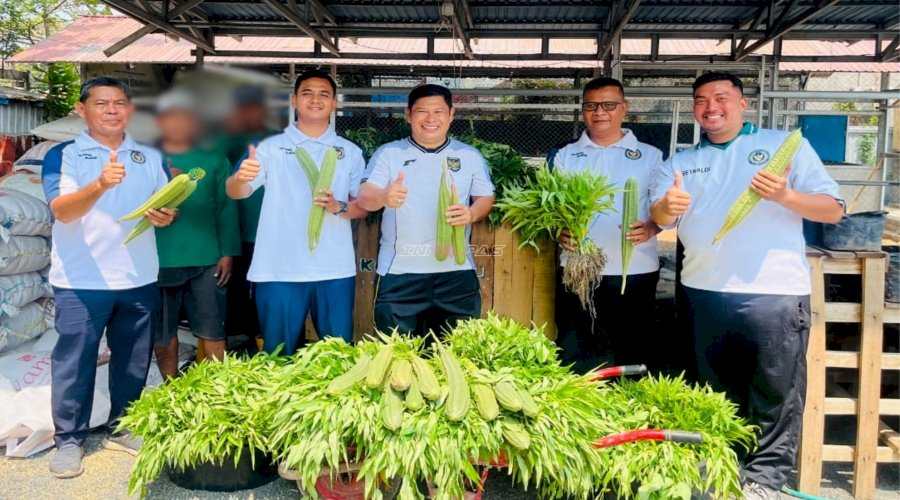 Dari Kebun ke Dapur, SAE Lapas Banjarmasin Panen 116 Kg Kangkung