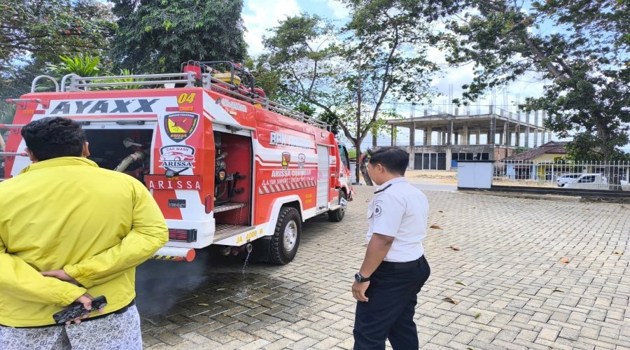 Rutan Pelaihari Terima Bantuan Air Bersih untuk Penuhi Kebutuhan Warga Binaan dari Damkar Tanah Laut Salurkan 