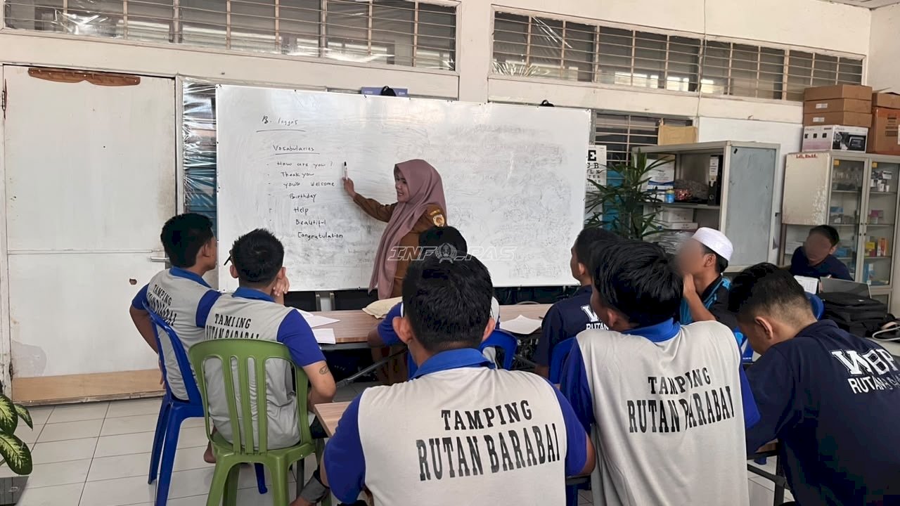 Belajar Bahasa Inggris, Warga Binaan Rutan Barabai Kenali Personal Pronoun