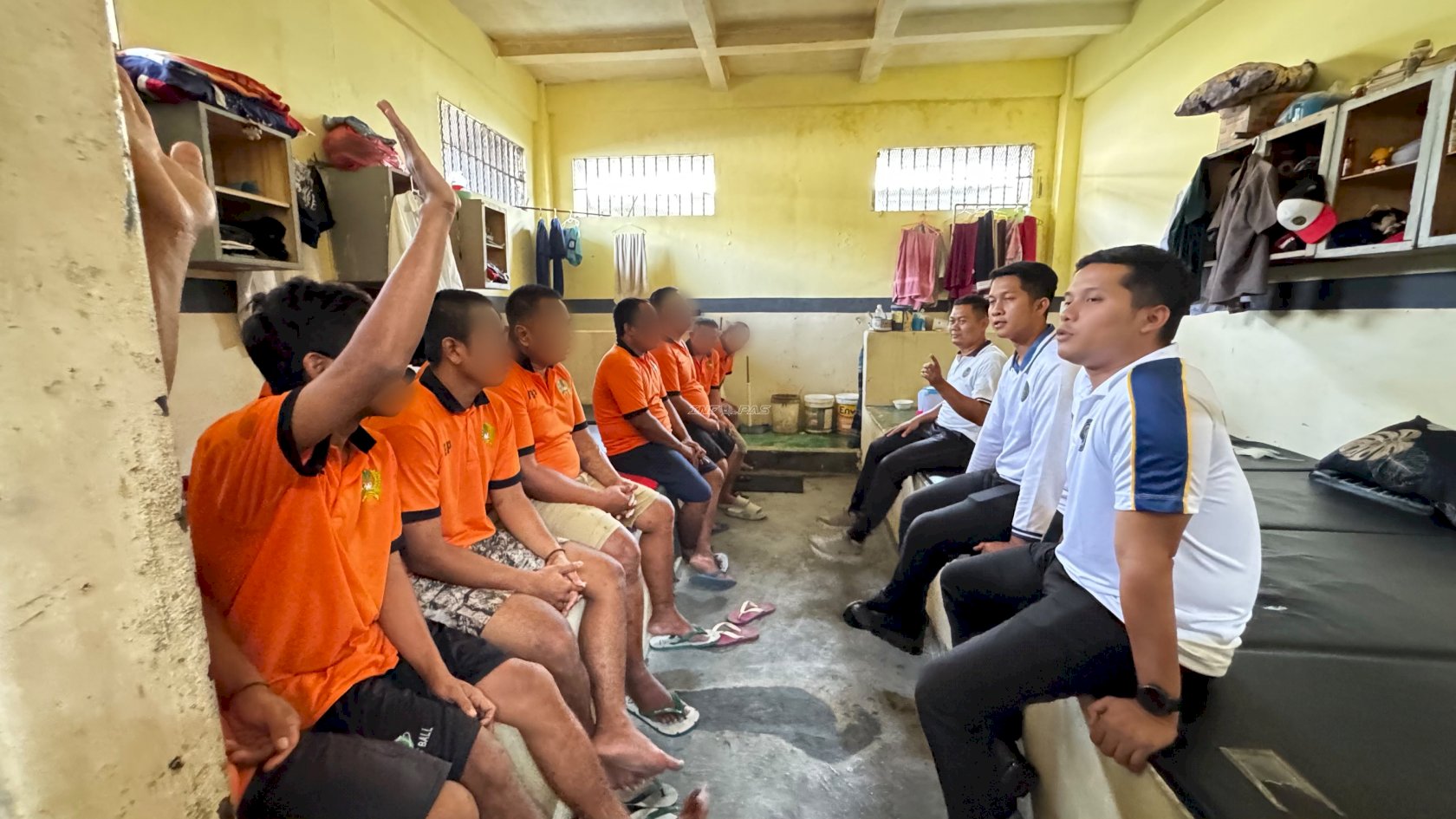 Jemput Bola ke Blok Hunian, Lapas Pemuda Madiun Sosialisasikan Hak Integrasi