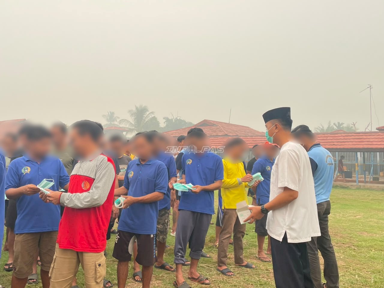 Antisipasi Dampak Karhutla, Rutan Marabahan Bagikan Masker kepada Warga Binaan