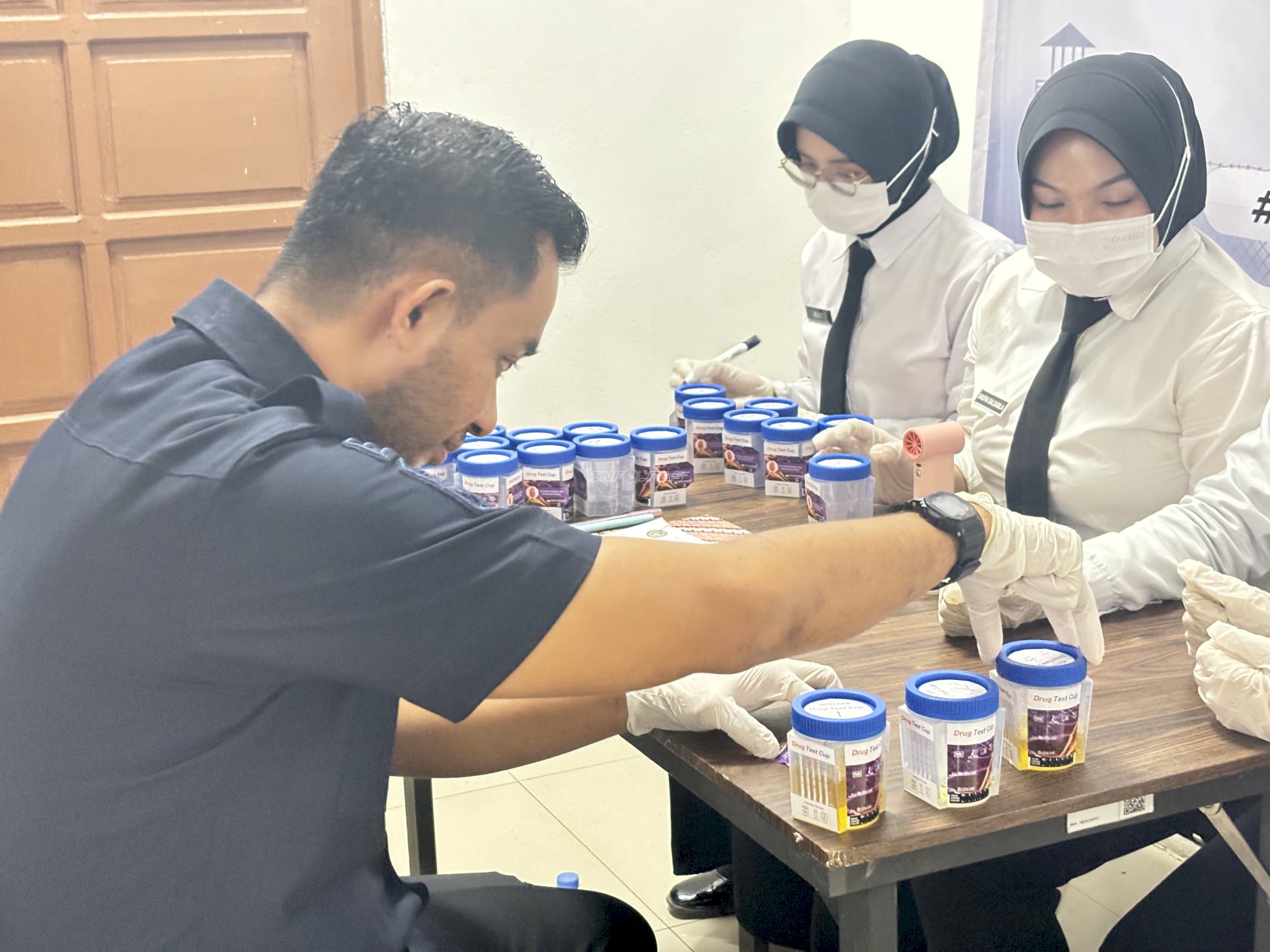 Cegah Penyalahgunaan Narkoba, 41 Jajaran Lapas Batulicin Jalani Tes Urine