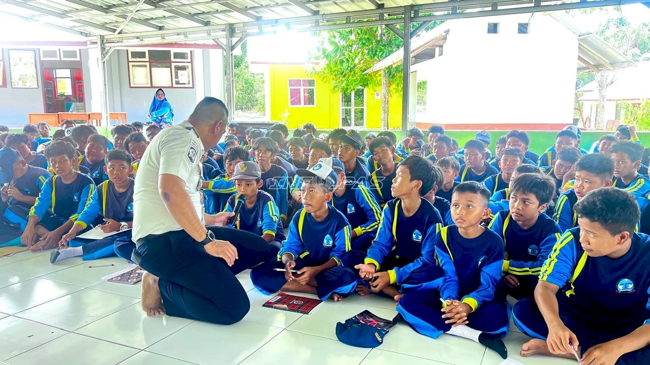 Bekisah Bapas Tanjungpandan Sentuh Hati Pelajar SMPN 1 Dendang, Perkuat Sekolah Anti-Bullying