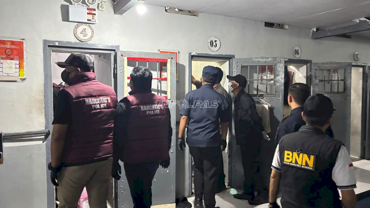 Deteksi Dini Gangguan Kamtib, Lapas Kuningan Gelar Razia Gabungan