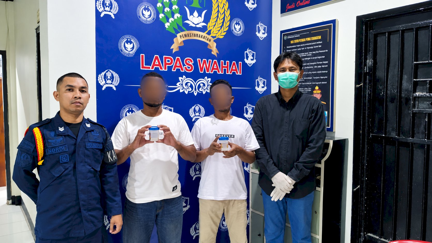 Komitmen Zero Narkoba, Lapas Wahai Tes Urine Dua Narapidana Pindahan
