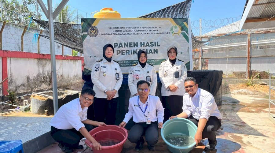 Lapas Perempuan Martapura Dorong Kemandirian Warga Binaan lewat Panen Ikan Nila