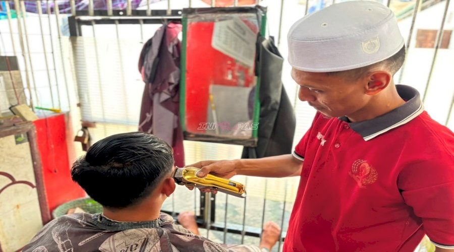 Rutan Rantau Dorong Keterampilan Warga Binaan melalui Pembinaan Kemandirian Potong Rambut