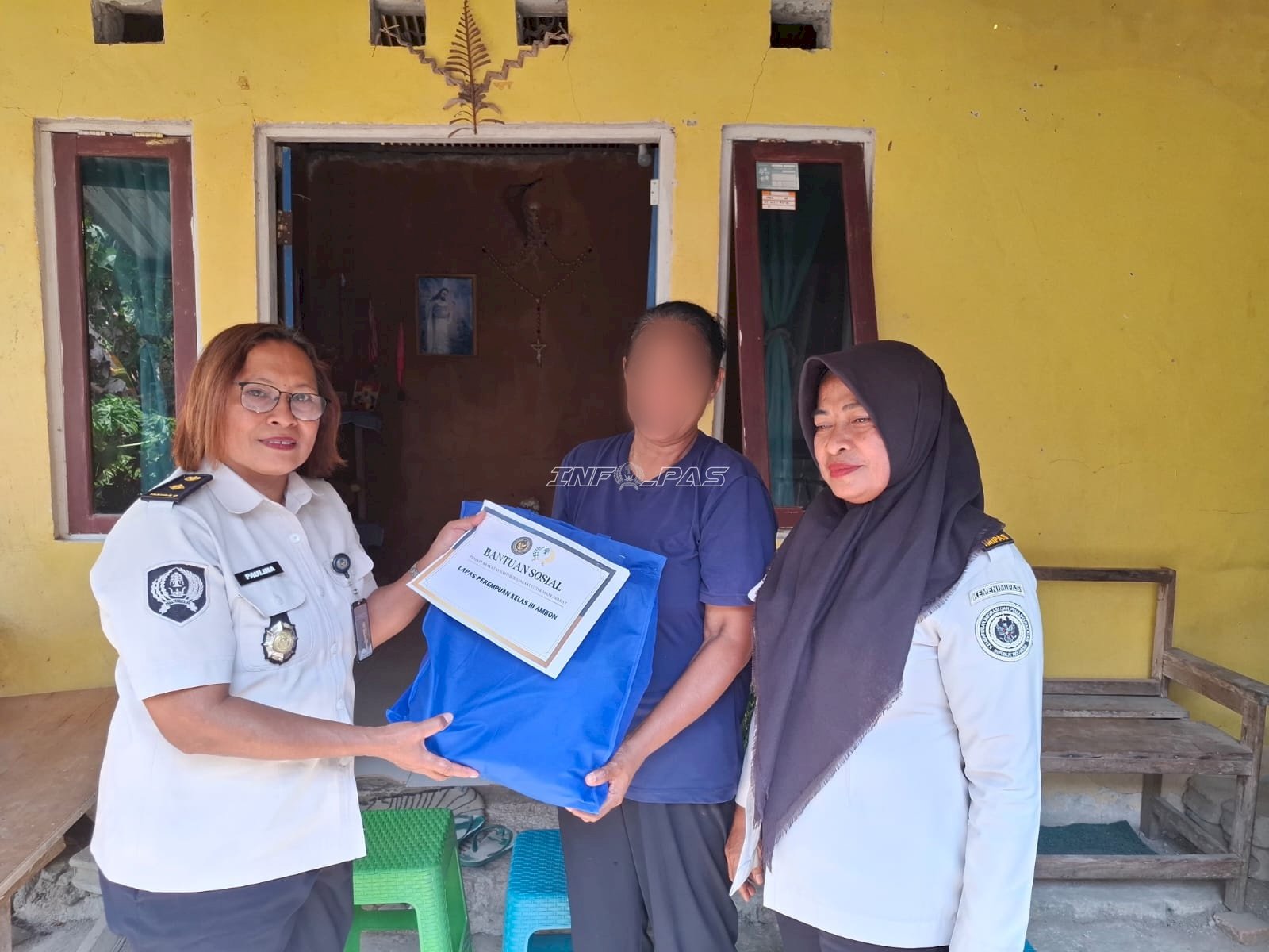 Lapas Perempuan Ambon Salurkan Bansos bagi Masyarakat Desa Negeri Lama dan Negeri Passo
