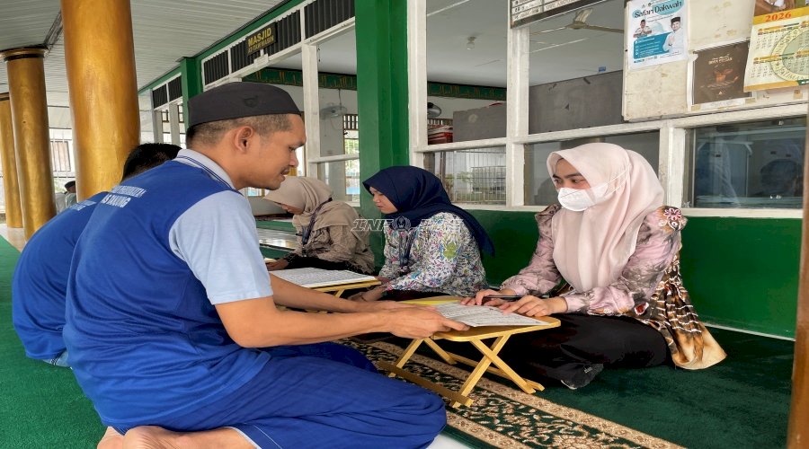 Warga Binaan Lapas Tanjung Belajar Membaca Al-Qur’an bersama Peserta Magang