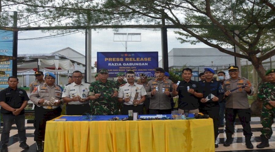 Sinergi Jaga Keamanan, Lapas Narkotika Muara Sabak Gelar Razia Gabungan bersama APH Tanjung Jabung Timur