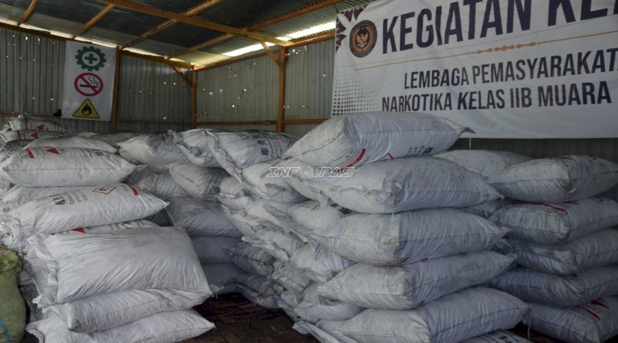Karya Warga Binaan Bernilai Ekonomi, Lapas Narkotika Muara Sabak Kembali Ekspor Arang