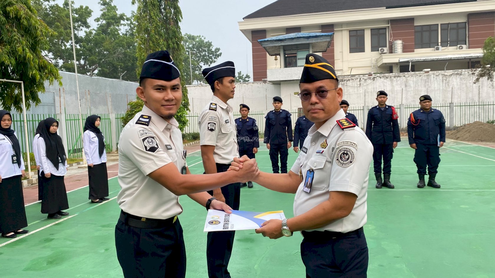 Apresiasi Dedikasi dan Kinerja, Rutan Barabai Berikan Penghargaan Pegawai Teladan