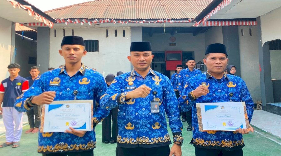 Lapas Wahai Berikan Apresiasi bagi Petugas Teladan Triwulan III 