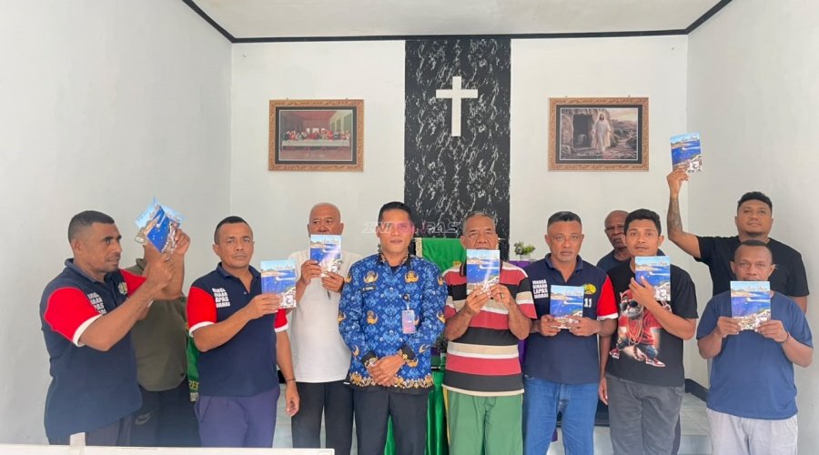 Awali Oktober, Lapas Wahai Perkuat Rohani Warga Binaan Kristiani lewat Pembagian Buku Renungan Harian