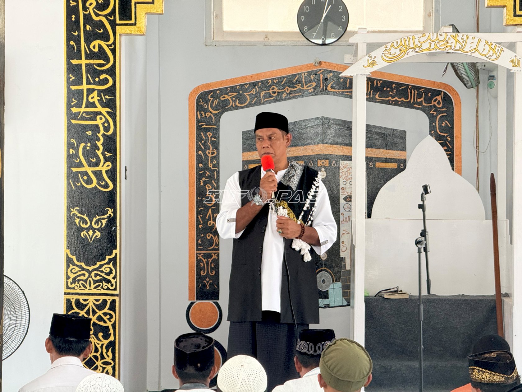 Dekat dengan Warga Binaan, Kalapas Namlea Ingatkan Jaga Keharmonisan dan Kerukunan