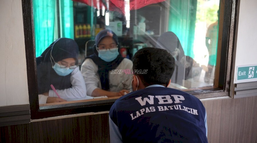 Peduli Kebutuhan Medis Warga Binaan, Klinik Lapas Batulicin Rutinkan Pemeriksaan dan Pengobatan
