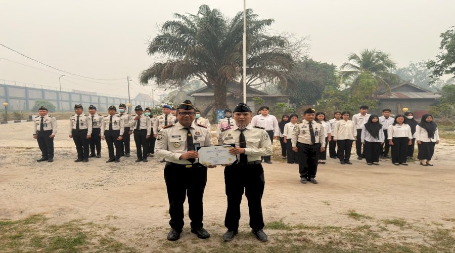 LPKA Palangka Raya Berikan Penghargaan Petugas Teladan Bulan September 2026