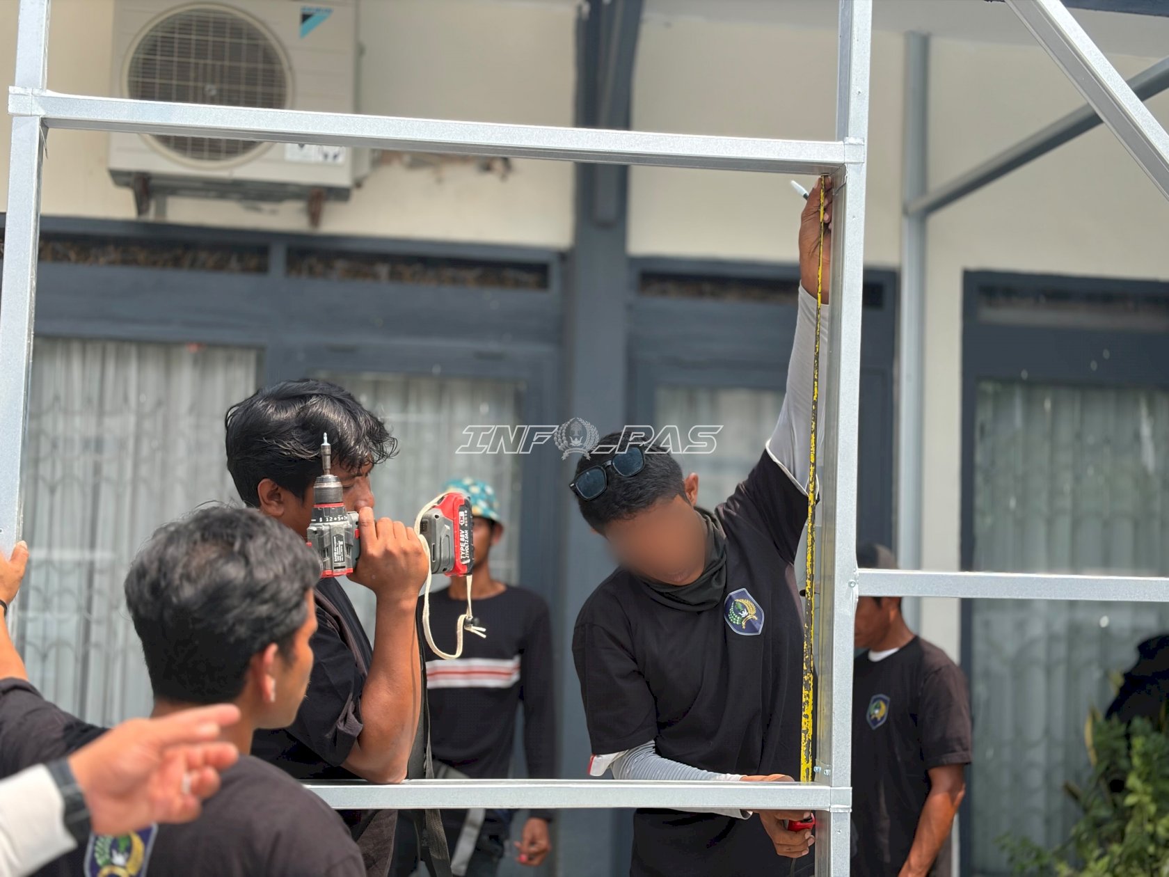 Mandiri dan Terampil, Klien Bapas Palu Ikuti Pelatihan Konstruksi Baja Ringan