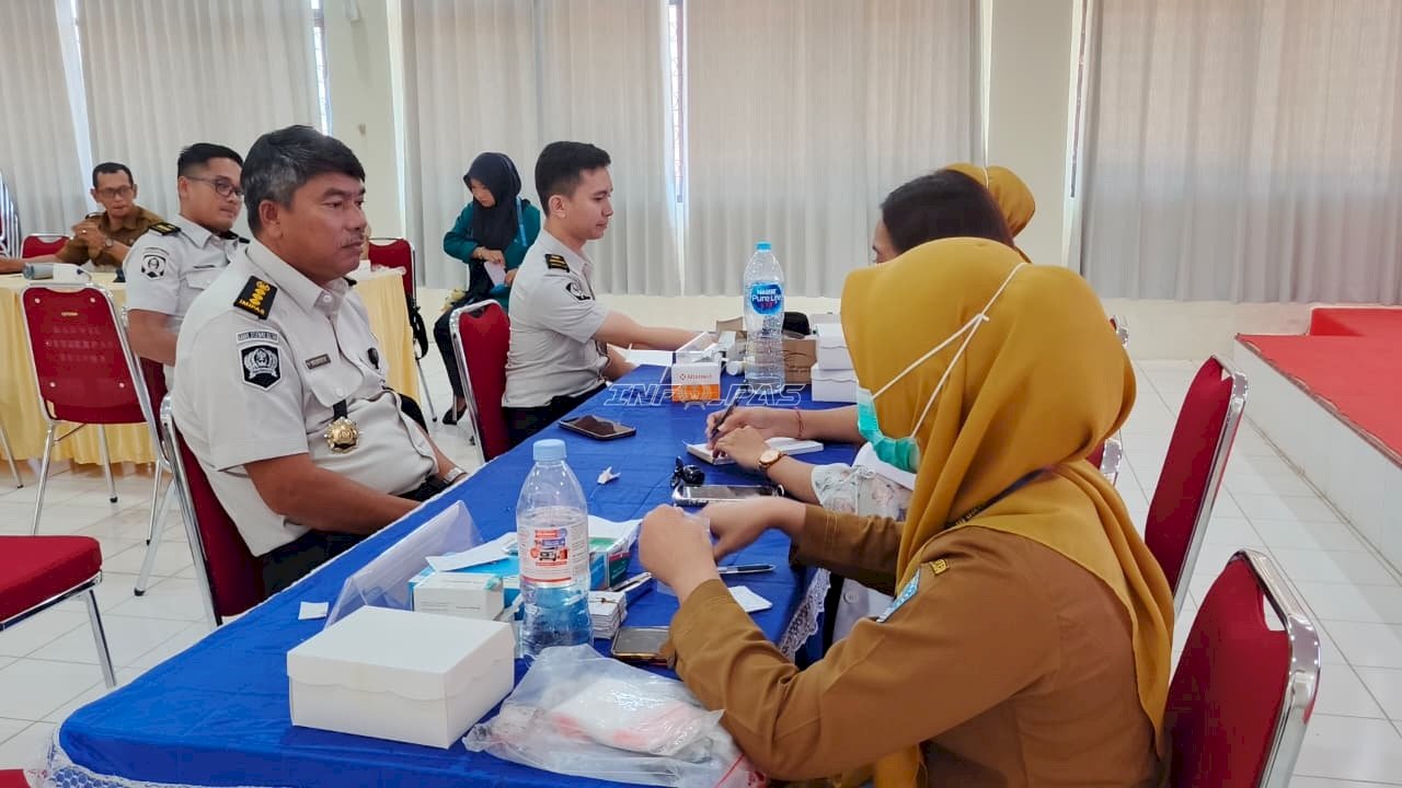 Kanwil Ditjenpas Sultra Gelar CKG dan Deteksi Dini Kanker Serviks bagi Pegawai
