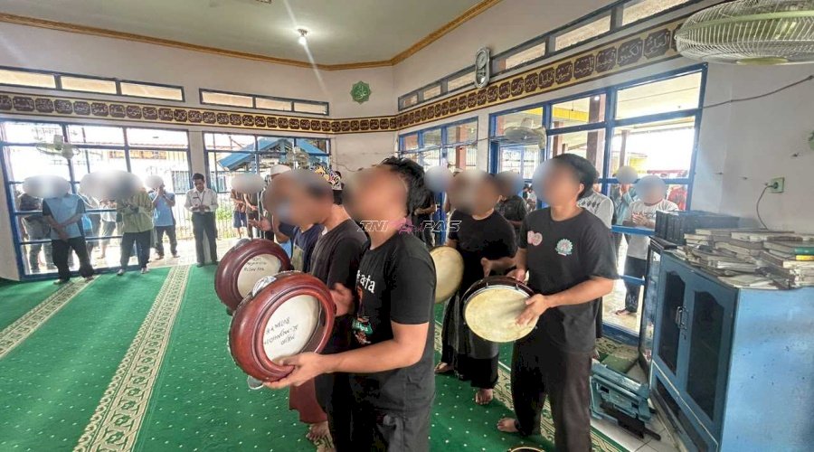 Belajar Rebana dan Lantunkan Syair, Warga Binaan Rutan Marabahan Berlatih Hadrah