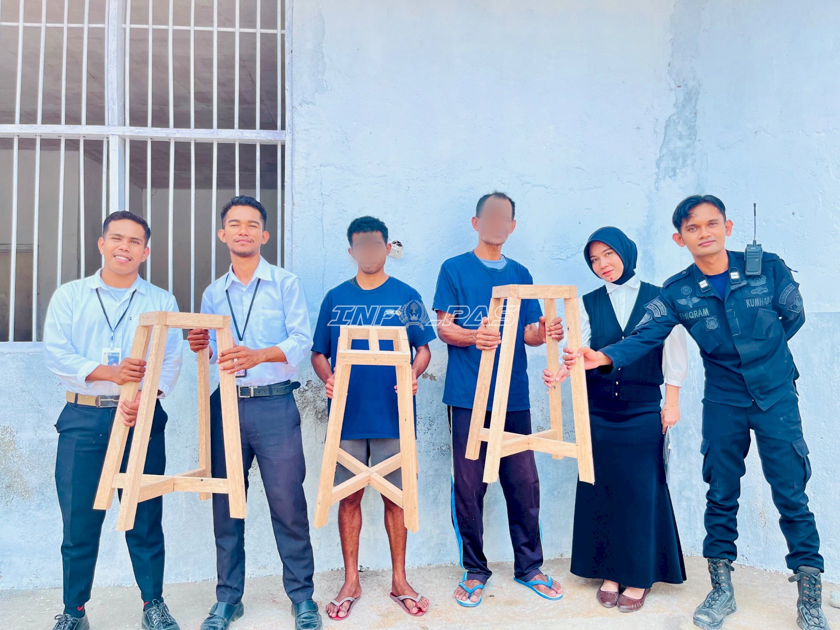 Lapas Geser Ajari Warga Binaan Olah Limbah Kayu Jadi Dudukan Pot