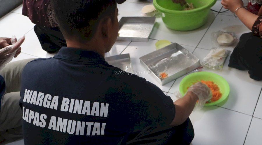 Warga Binaan Lapas Amuntai Olah Ayam Hasil Panen Jadi Dimsum Siap Santap