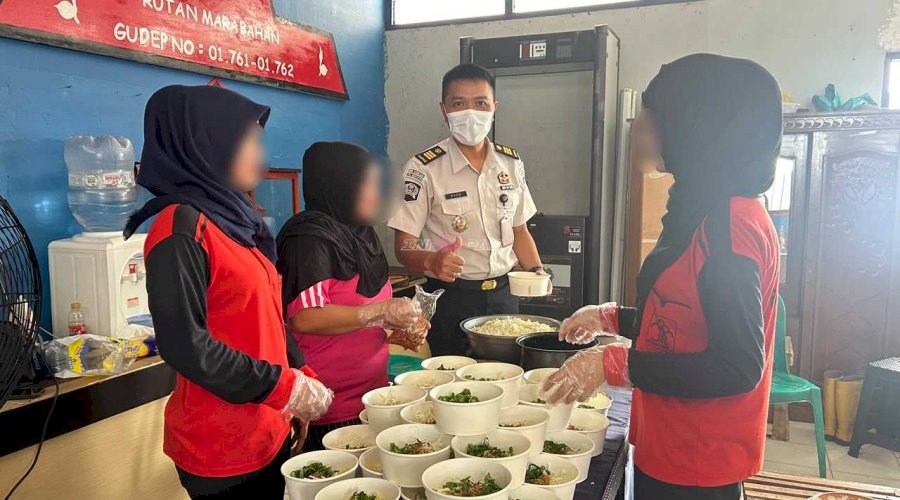Kembangkan Keterampilan Tata Boga, Rutan Marabahan Latih Warga Binaan melalui Pembuatan Bakso