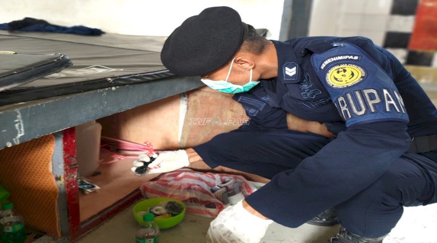 Komitmen Berantas Halinar, Lapas Saumlaki Intensifkan Razia Blok Hunian