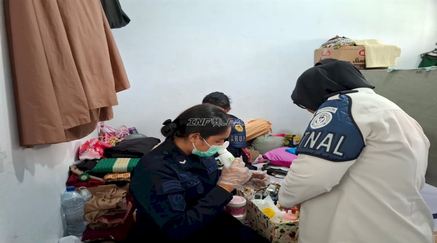 Tak Beri Celah Gangguan Kamtib, Lapas Perempuan Ambon Gencarkan Razia Kamar Hunian