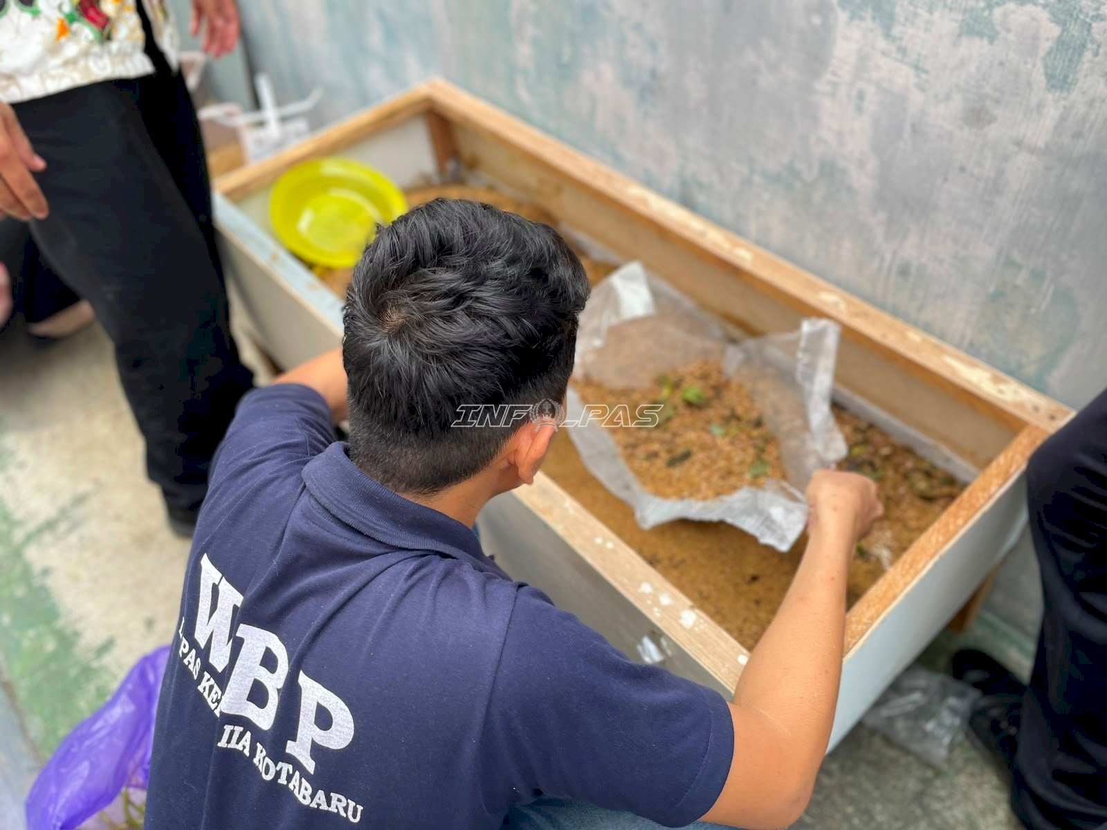Panen Perdana, Lapas Kotabaru Hasilkan 4 Kilogram Maggot