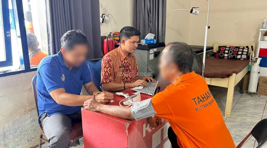 Jaga Hak Kesehatan Warga Binaan, Rutan Marabahan Kembali Gelar Pemeriksaan di Klinik Pratama