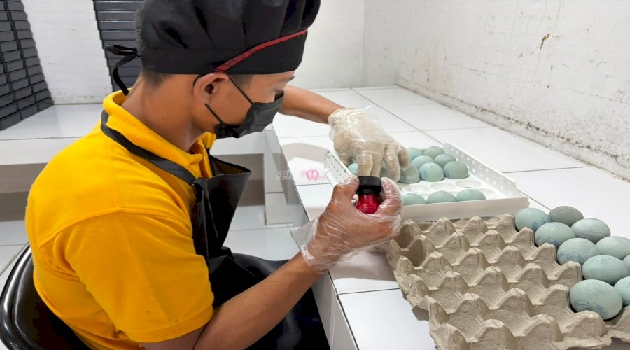 Produksi Telur Asin RuRa, Rutan Rantau Dorong Keterampilan Wirausaha Warga Binaan
