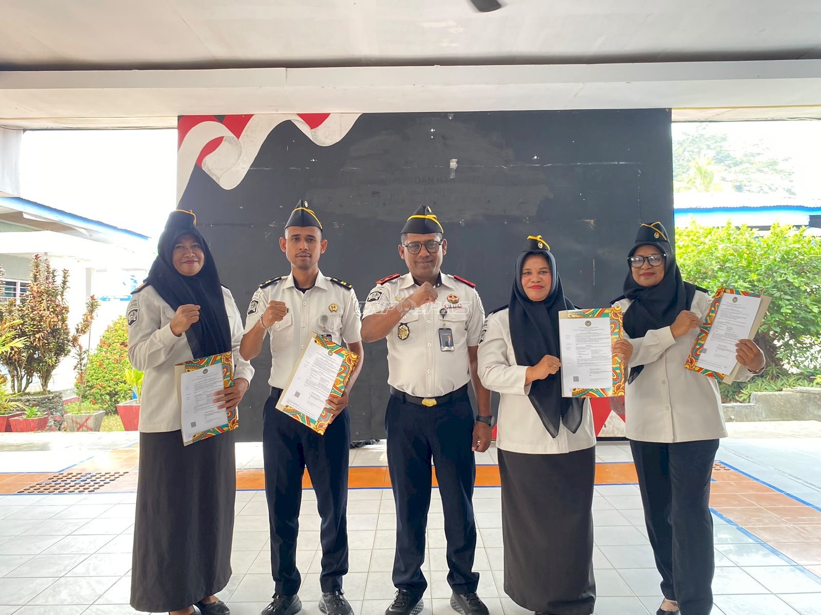 Empat Pegawai Rutan Masohi Naik Pangkat, Karutan Tekankan Profesionalisme
