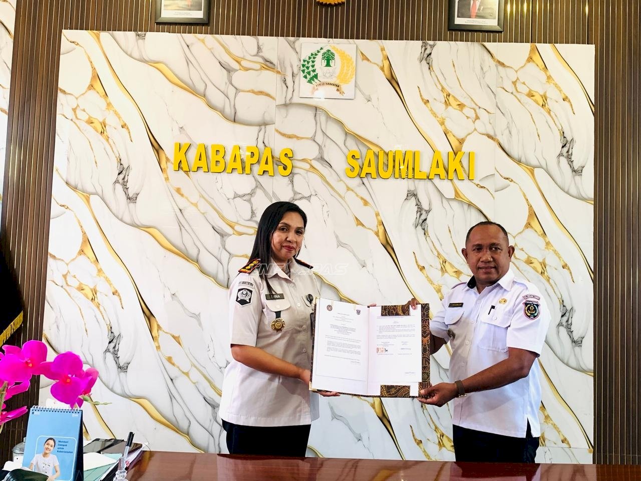 Bapas Saumlaki dan Kecamatan Nirunmas Sepakati Kerja Sama Pembimbingan Klien