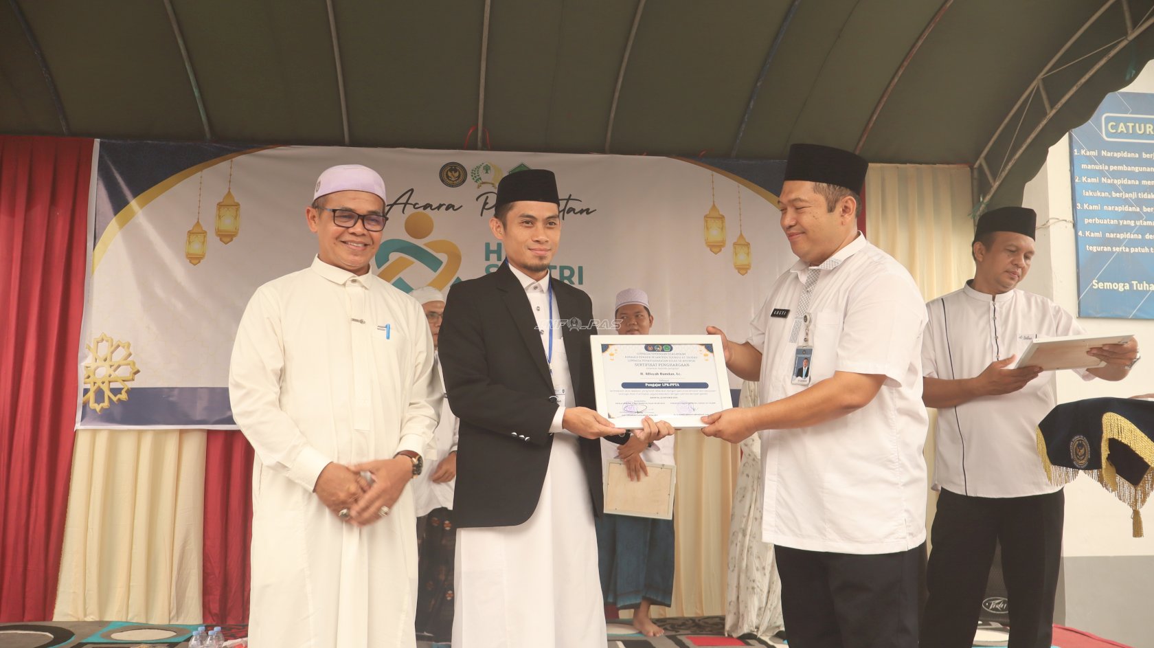 Semarak Hari Santri 2026 di Lapas Amuntai, 11 Pengajar dan 31 Santri Berprestasi Terima Penghargaan