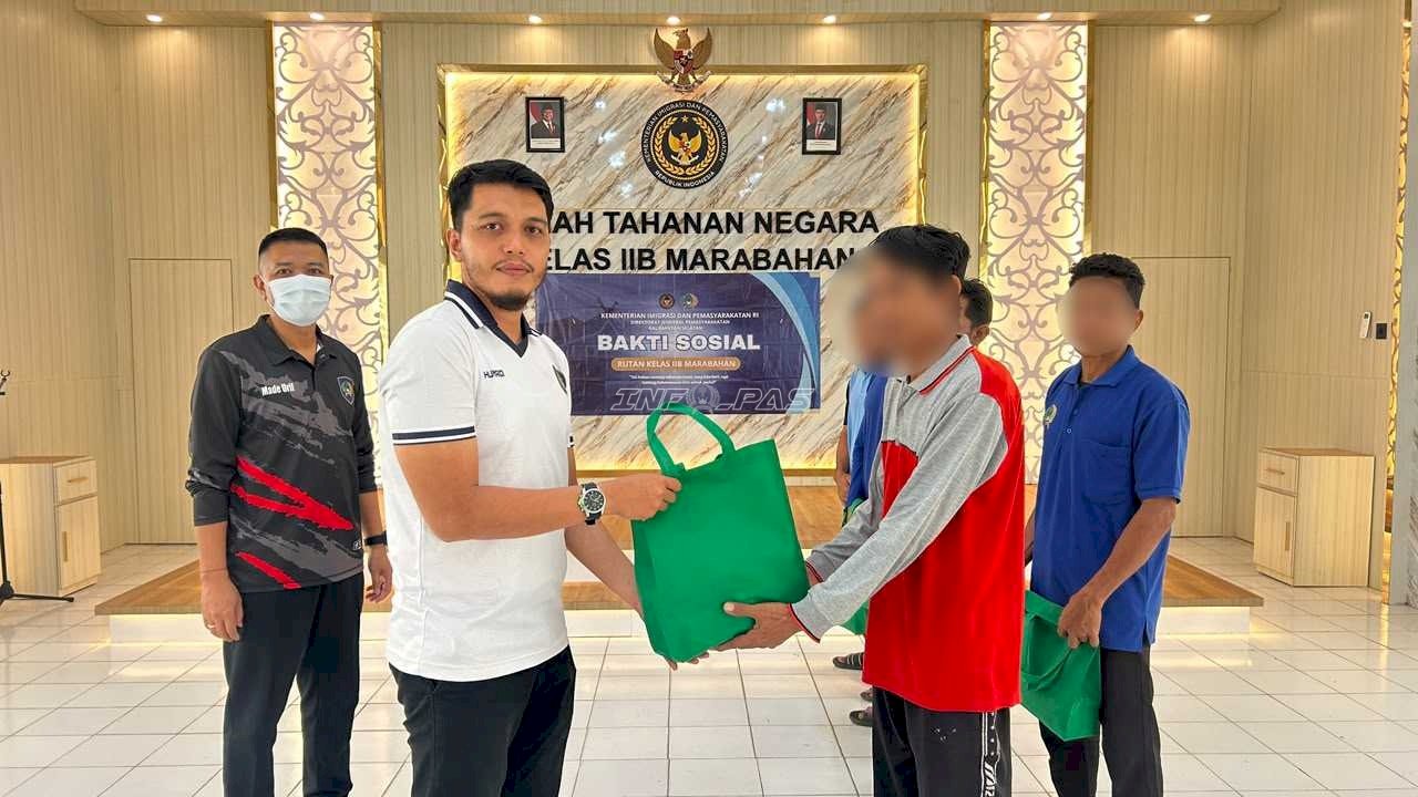 Perkuat Pembinaan Humanis, Rutan Marabahan salurkan Bansos bagi Warga Binaan
