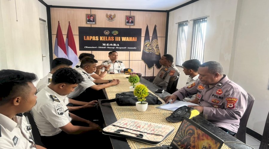 Perkuat Sinergi APH, Lapas Wahai Terima Kunjungan Binkorpolsus dari Polsek Wahai