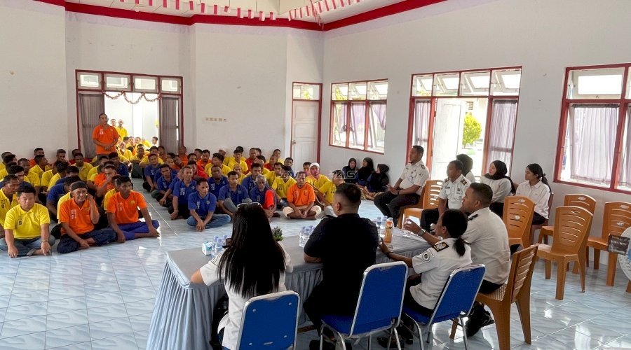 Dikunjungi Jajaran Bapas Ambon, PPK dan Warga Binaan Lapas Namlea Dapat Sosialisasi Hak Integrasi